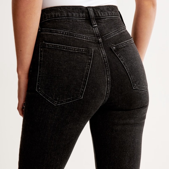 abercrombie Ultra High Rise Ankle Straight Jean - Picture 5 of 7